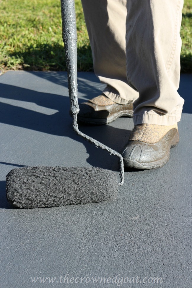 Tips for Painting a Textured Concrete Patio