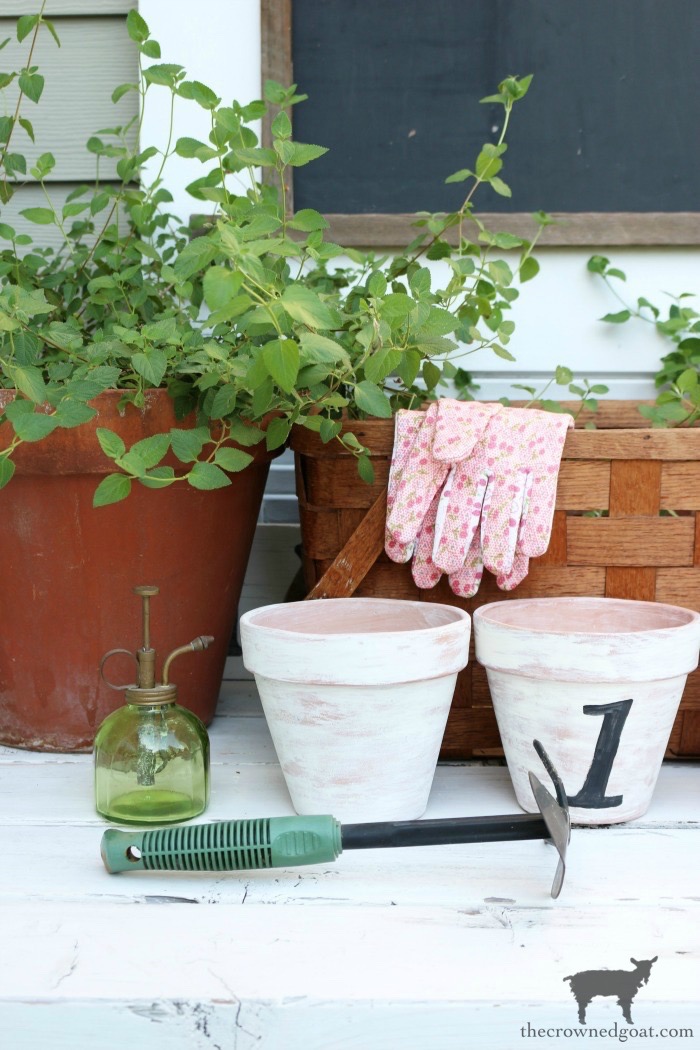 How to Whitewash Terracotta Pots with Chalk Paint